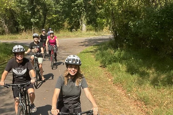 2 Hour 7-speed Bike Rental to Explore Nashville - Price and Value: Is $34.99 Worth It?