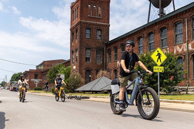 2-Hour Guided E-Bicycle Sightseeing Tour of Nashville - Marathon Village and the car-history angle