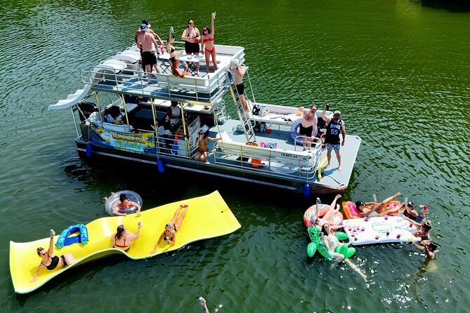 30ft Double Decker Triple Slide Party Boat with Captain up to 22 - Key things to know before you book