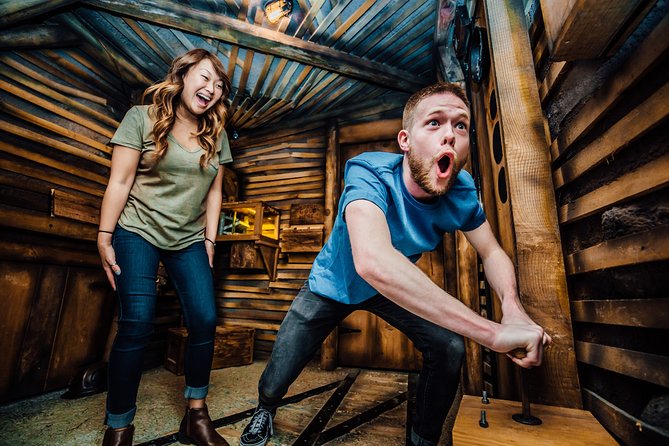 60 Minute Escape Game at Opry Mills - Your 60-Minute Mission in a Locked Room (With an Exit Button)