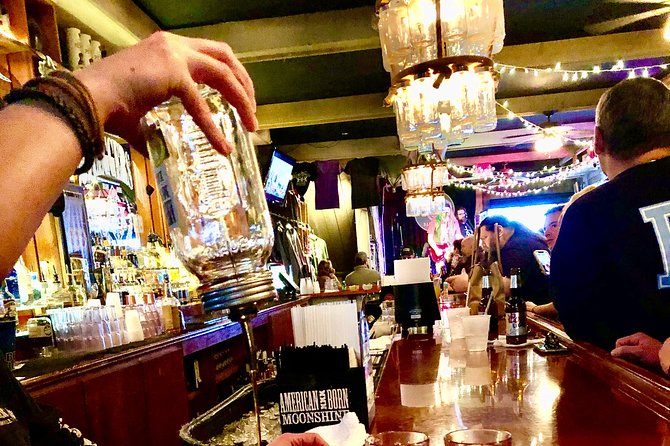 All-Inclusive Nighttime Pub Crawl - The Point of This Nashville Pub Crawl: Less Planning, More Pouring