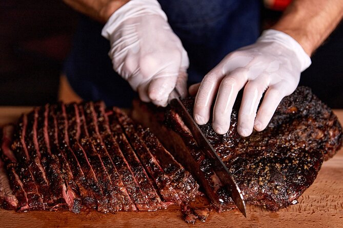 Beer, BBQ, and Bourbon Tour: Nashville Bus Tour - Meeting Bob’s Steak & Chop House: Getting On the Bus Fast