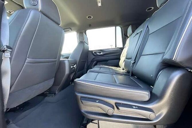 Best Nashville limo service and airport Transportation- Departure - Driver Readiness When Flights Change: Waiting and Finding You