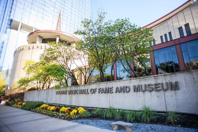 Best of Nashville City Sightseeing Tour on Double Decker Bus - Who should book this bus tour, and who might skip it