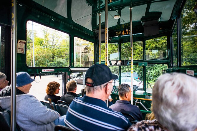 Circle Pass: Johnny Cash, Trolley Tour, Ryman, Ole Smoky & More - Country Music Hall of Fame: A strong start for context