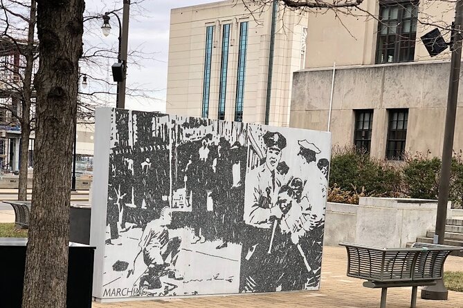 Civil Rights Walking Tour of Nashville - National Museum of African American Music: Culture as a Form of Recordkeeping
