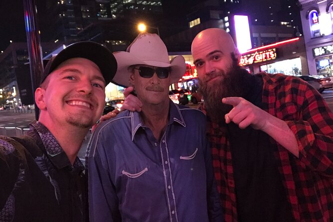 Downtown Nashville Sightseeing Walking Tour - Lower Broadway and honky-tonk pointers, including Roberts Western World