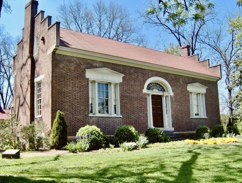 Franklin: Trolley Hop-On and Hop-Off Tour - Stop 1: Franklin Visitor Center and the Downtown Kickoff