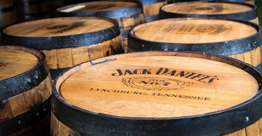 From Nashville: Lynchburg Jack Daniel's Distillery Tour - Downtown Lynchburg: 1.5 Hours for Shops, Lunch, and Square Photos