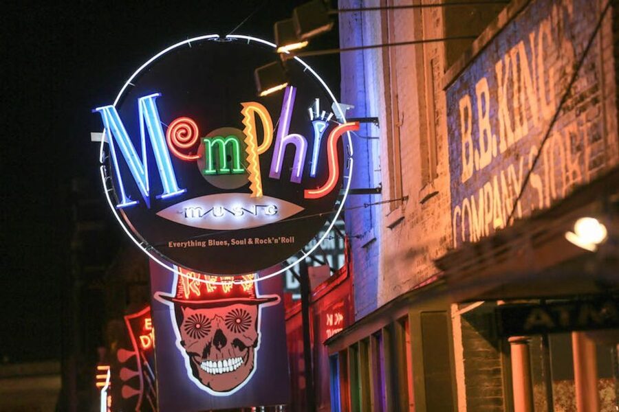 From Nashville: Memphis Tour with Graceland VIP Access - Sun Studios with a live guide: Sam Phillips and the push of that first spark