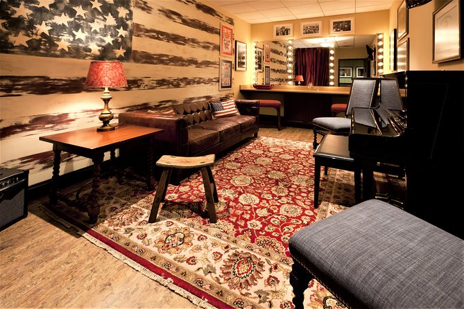 Grand Ole Opry House Guided Backstage Tour in Nashville - Inside the dressing rooms and green room story