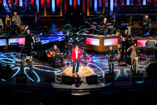 Grand Ole Opry VIP Experience: Admission with Lounge Access and Artist Visit - The Artist Visit and the Professional Photo: Short, Sweet, and Unpredictable