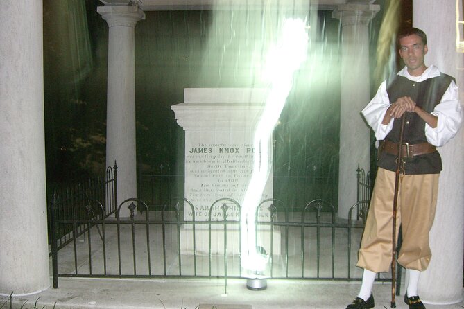 Haunted Nashville Night-Time Walking Tour with Costumed Guide - Quick takeaways before you go