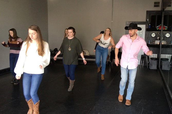 Instructor Led Line Dance Class - How instructors keep it fun for beginners and still challenge stronger dancers