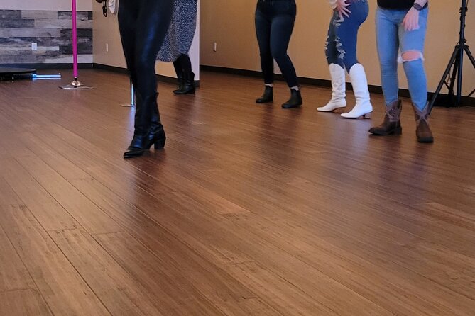 Line Dance Lesson in Nashville: Country Fusion Class - Price and value: what $35 covers in real life