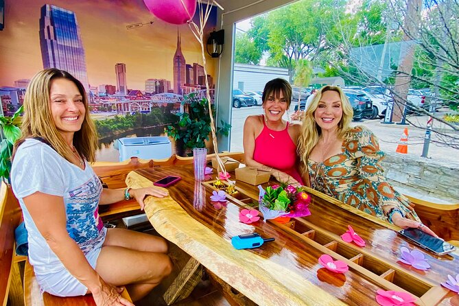 LUXURY 5-Star PRIVATE Nashville Party Tour w/ Panoramic Views - Free Mural Stops That Make Great Group Photos