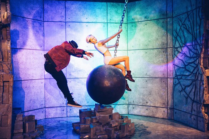 Madame Tussauds Nashville Admission Ticket - Celebrity artifacts and display details: what you actually learn