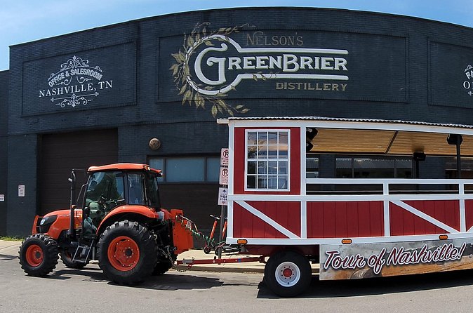 Narrated Sightseeing Tractor Tour of Nashville - Wildhorse Saloon and Ryman Auditorium: The Live-Music Core