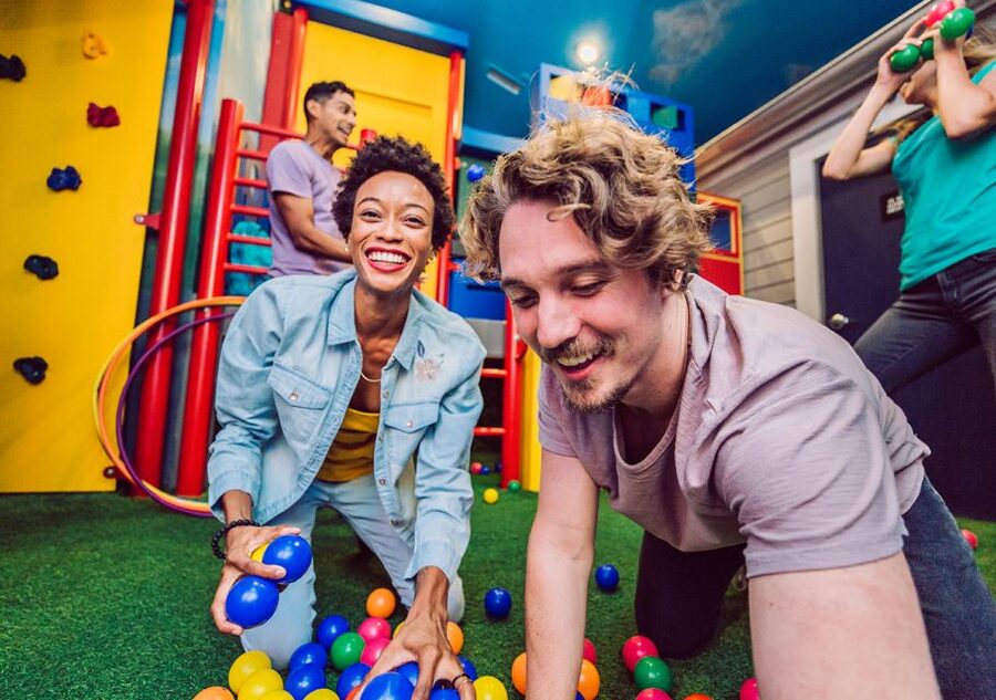 Nashville: 1-Hour Escape Room Adventure in Berry Hill - Teamwork in Real Life: Communication and Shared Game Reality