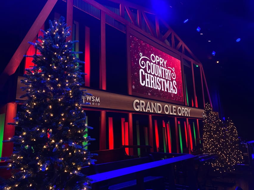 Nashville: Country Christmas Music Show at the Opry House - The Opry House winter makeover: lights, scenery, and why it matters