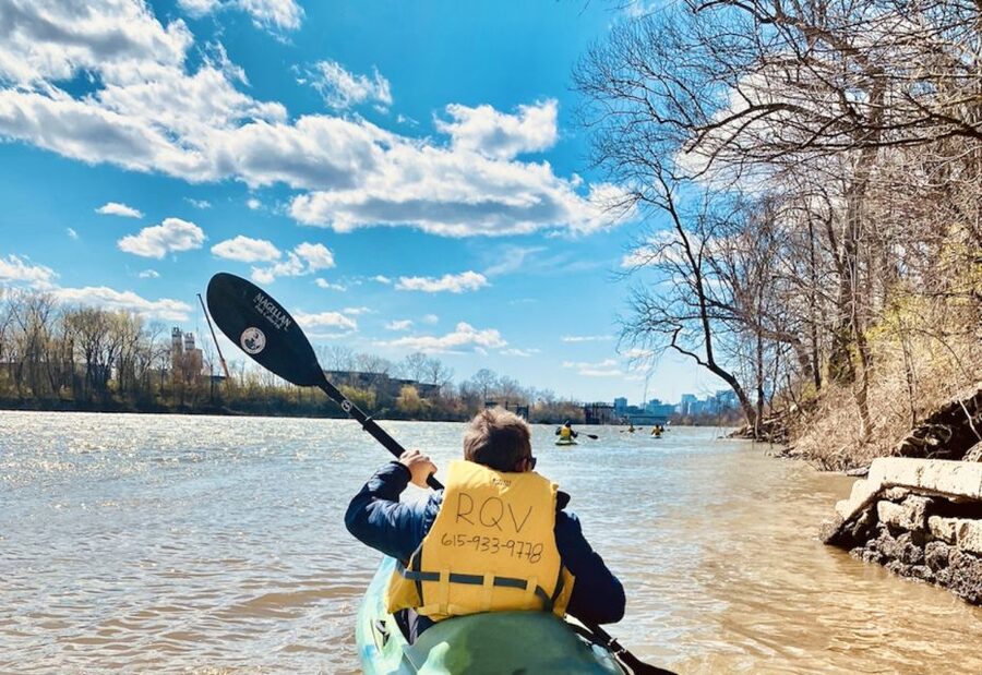 Nashville: Downtown Kayak Rental with Shuttle - The paddle itself: 3 miles, about an hour, and mostly easy effort
