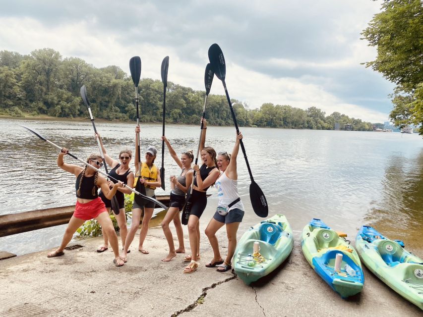 Nashville: Downtown Kayak Rental with Shuttle - What you’ll actually see: wildlife, birds, and real river work
