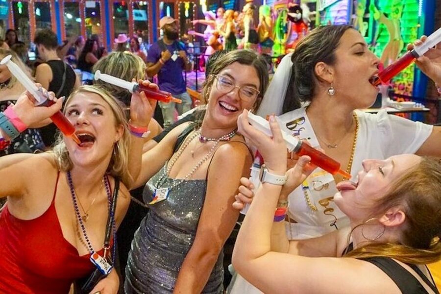 Nashville: Exclusive Entry and Special Offers VIP Bar Crawl - Things that can go sideways (and how to handle them)