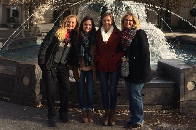 Nashville Famous Footsteps Guided Walking Tour - Broadway’s Old Places, New Energy, and What to Notice