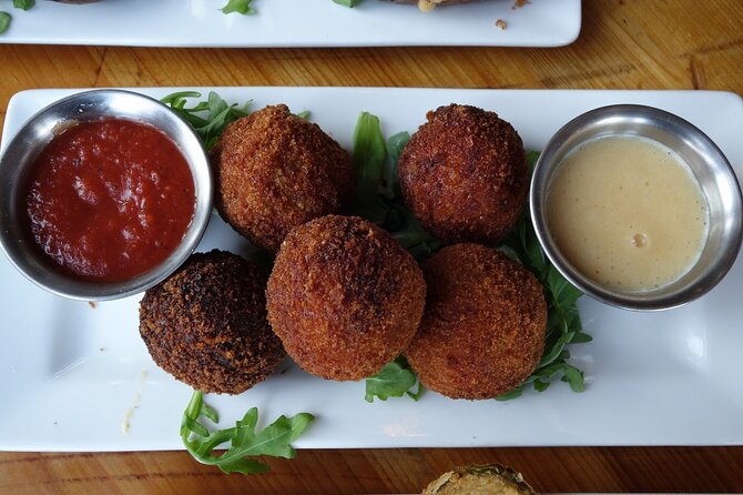 Nashville: Food Tour with 5+ Tastings of Local Delicacies - Key points before you book