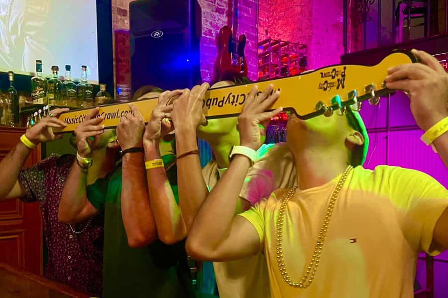 Nashville: Music City Pub Crawl - The 2-Hour Crawl: How the Stops Feel from Start to Finish