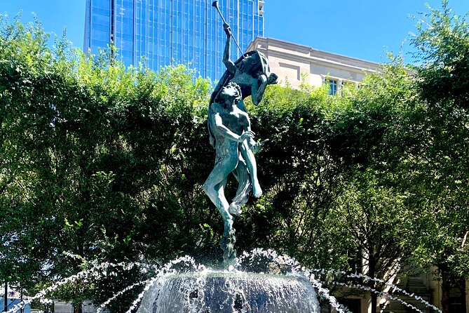Nashville Music City Smart Phone Self-Guided Audio/App Walking Tour - Boot Country to Wildhorse Saloon: Reba, Cattle, and the Converted Warehouse