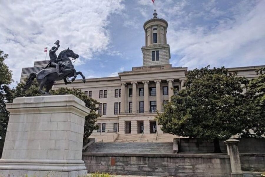 Nashville: Private City Tour with Local Singer-Songwriter - Parthenon and Bluebird Cafe: the songwriter side of Nashville