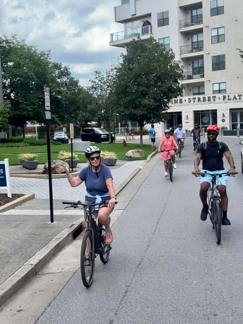 Nashville's Hidden Gems E-bike Tour - Broadway Back-Circling, Marathon Village Safety Check, and the Farmers Market Look