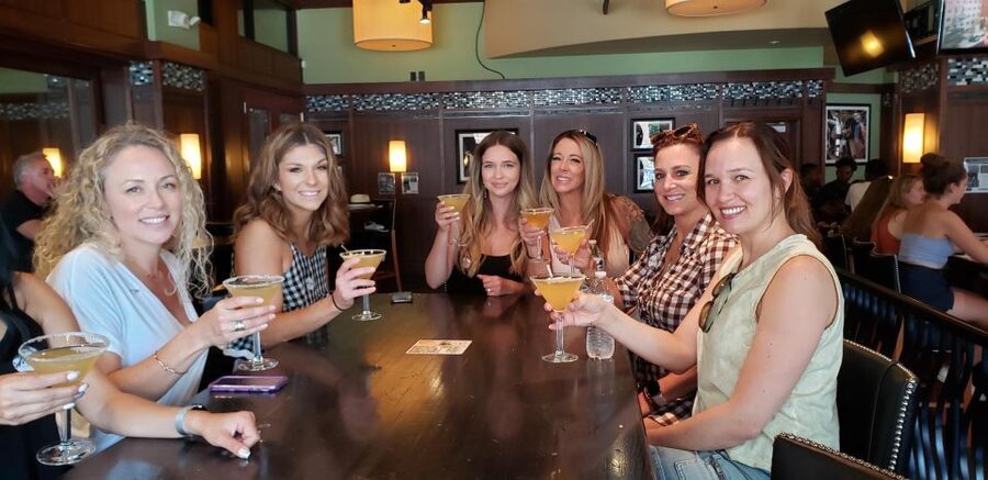 Nashville: Sip n' Shop Guided Walking Tour - Weather and footwear: rain or shine means you should walk prepared