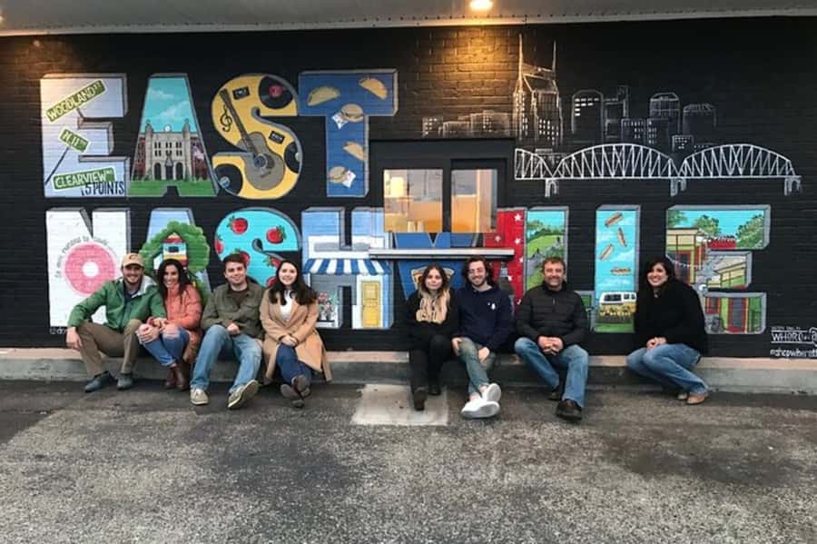 Nashville: Taste of Nashville Food and Sightseeing Van Tour - What the Guides Add (And Why It Matters for a Food Tour)