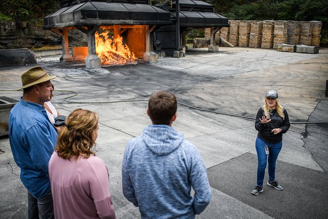 Nashville to Jack Daniel's Distillery Bus Tour + Whiskey Tastings - Lynchburg time: downtown walking, shopping stops, and lunch realities