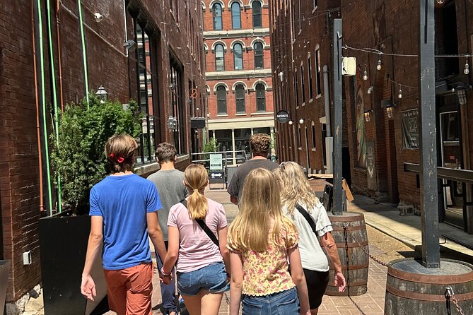 Nashville True Crime Walking Guided Tour - Walking logistics that keep it easy