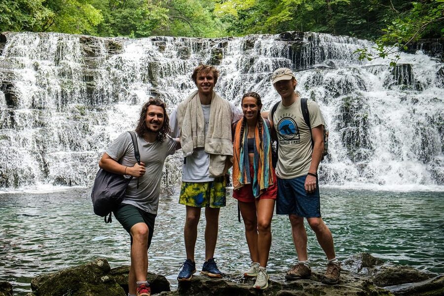 Nashville: Waterfall Wonders Guided Hiking Tour - Lunch at a Local Restaurant: Fuel Without Forcing It