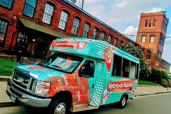 Open-Air Minibus Sightseeing Tour of Nashville - Jason as a guide: why the personality matters on a short tour