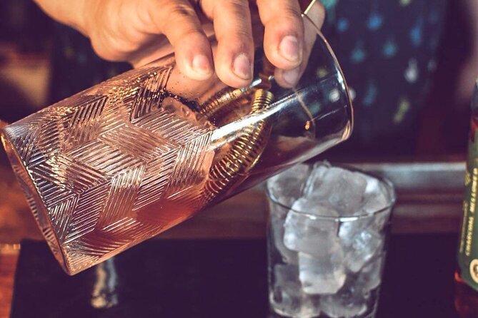Premium Tennessee Whiskey Workshop: Cocktails Stories and Culture - Entering the Tank Room: where your Nashville night starts