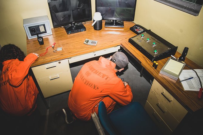 Prison Break Escape Experience - Who should book this escape room, and who might not