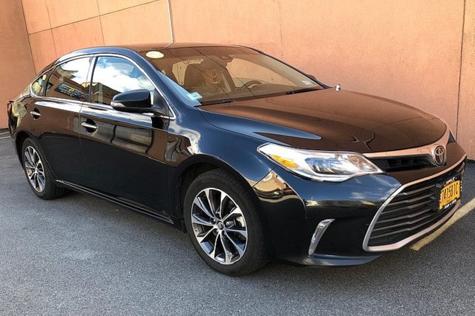 Private Departure Transfer from Downtown Nashville to Nashville Airport (BNA) - The best part: communication, clean cars, and friendly drivers