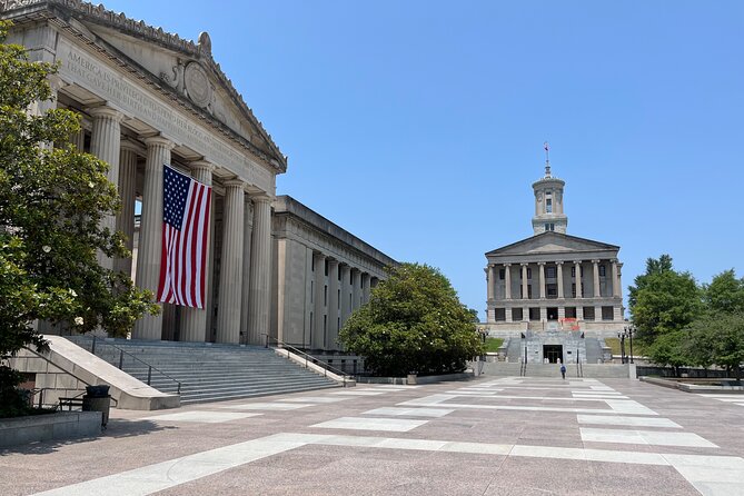 Private Nashville Tour for up to 7 passengers - What a private Nashville tour for up to 7 really means