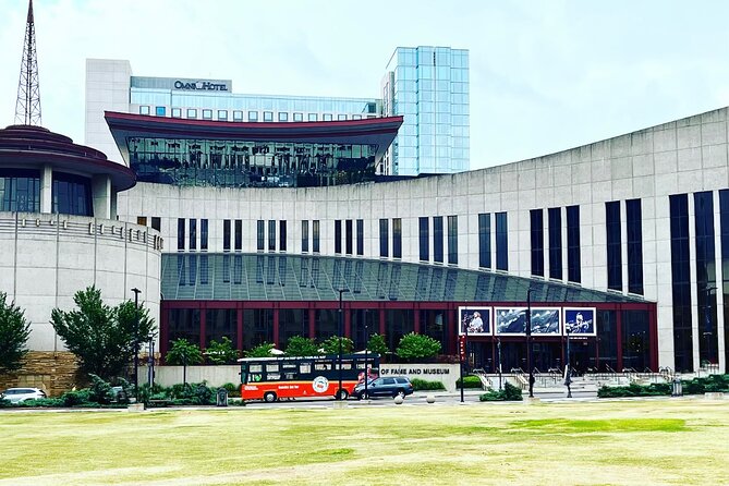 Private Nashville Tour for up to 7 passengers - Who should book this tour, and who might want something else