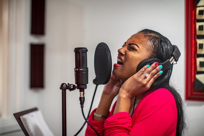 Private Recording Studio Experience in Downtown Nashville - Studio Extras: Photos, Memorabilia, Instruments, and the Nashville Mood