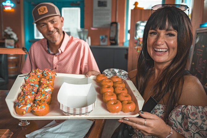 Private Small Group Nashville Food & Sightseeing Tour - Food and sights in one tight 3-hour loop