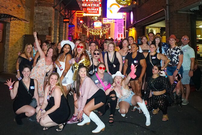 VIP Bar and Club Crawl in Nashville - Downtown Stops and the Printers Alley Finale
